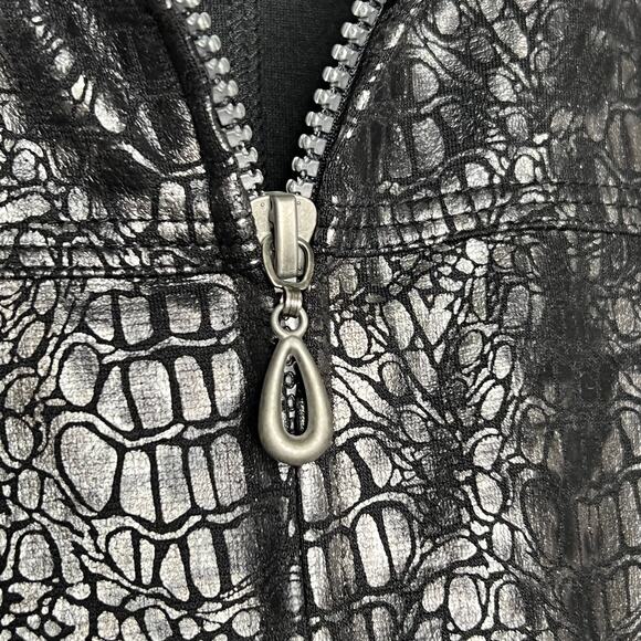 ALFRED DUNNER Petite Metallic Snakeskin Full Zip Up Jacket Black Silver Size 12P - Picture 8 of 9